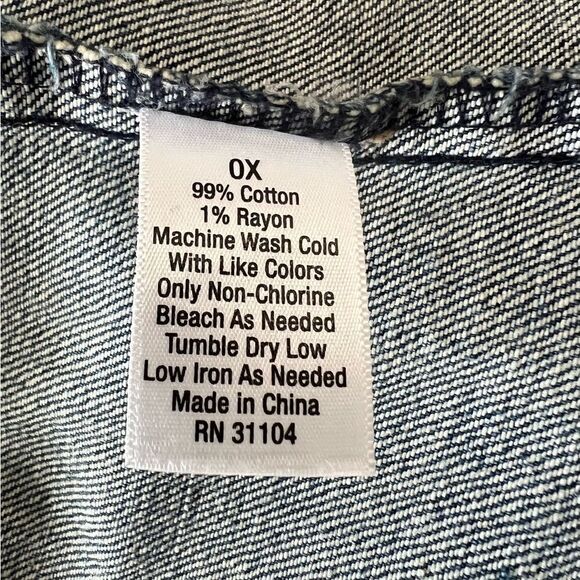 NWOT True Craft Distressed Cropped Blue Jean Jacket - 0X - Picture 14 of 14